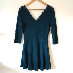 Vintage Y2K Charlotte Russe Green Lace Cocktail Dress